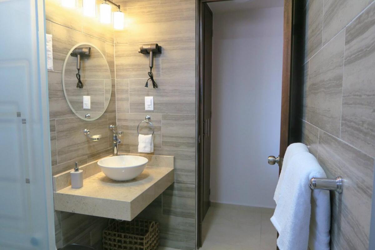 Departamento Tequis, Totalmente Nuevo En El Corazon De Slp Apartment San Luis Potosi Ngoại thất bức ảnh